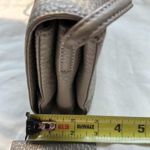 AUX Auxiliary Aritzia) Calisch Cow Leather Grey CrossBody Shoulder Bag Purse - Picture 3 of 11